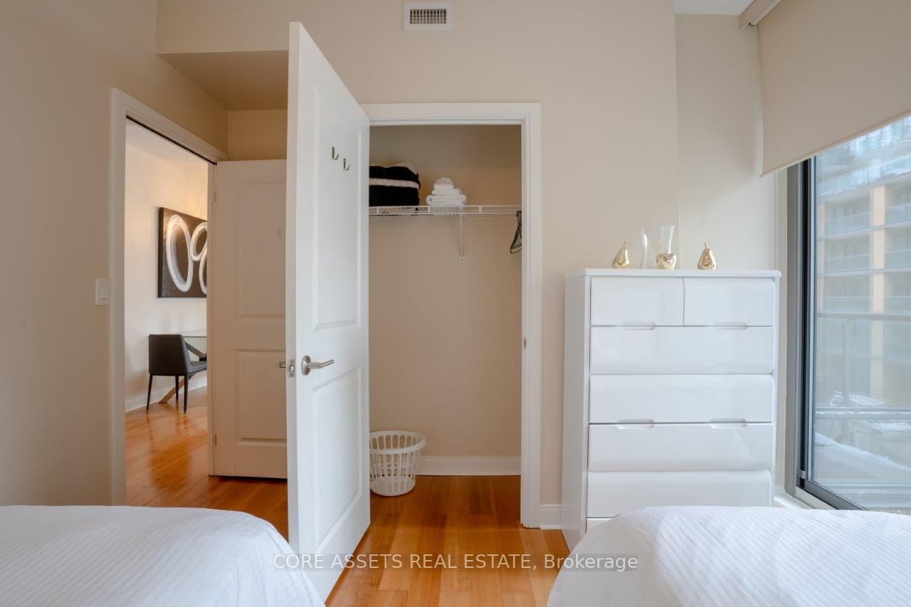 21 Scollard St, #301