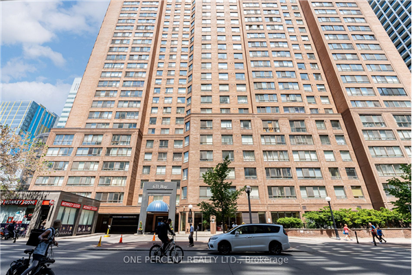633 Bay St, Toronto