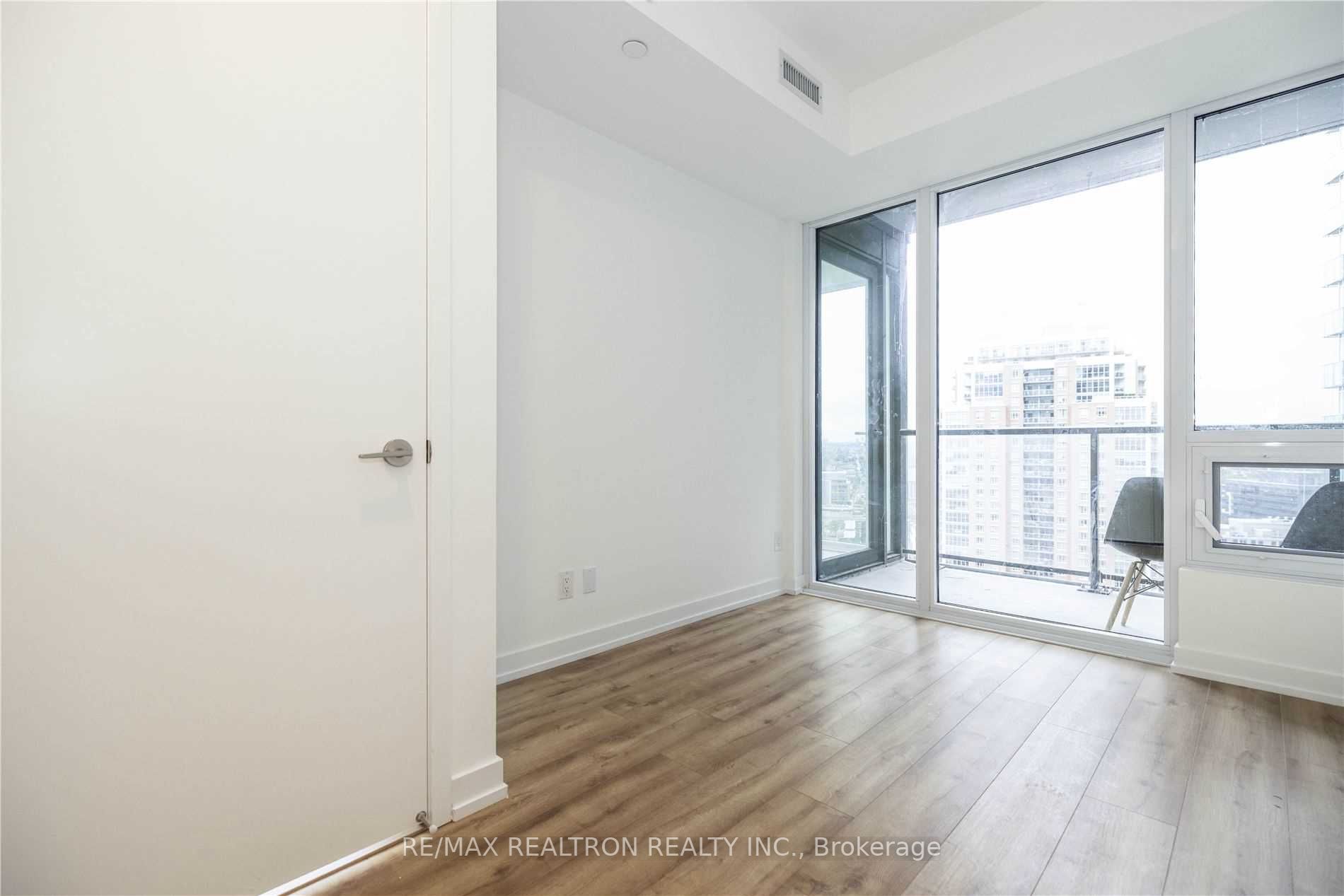 135 East Liberty St, #1905