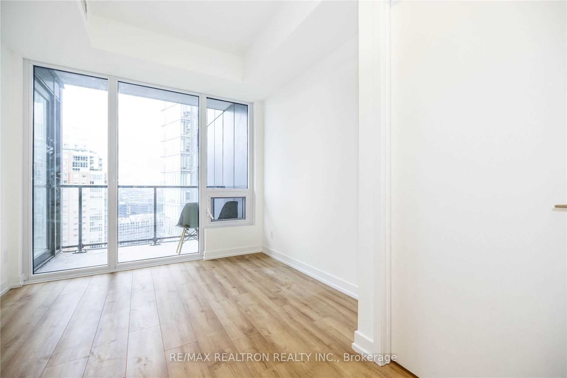 135 East Liberty St, #1905