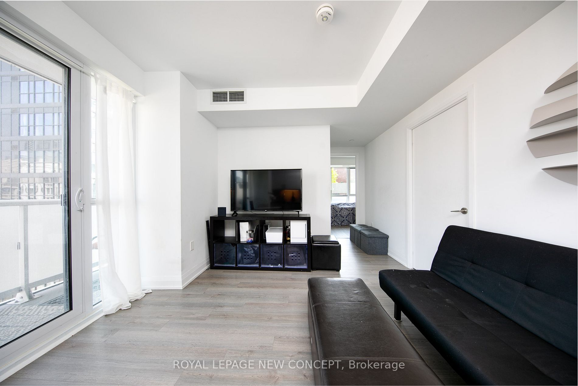 77 Mutual St, #1409