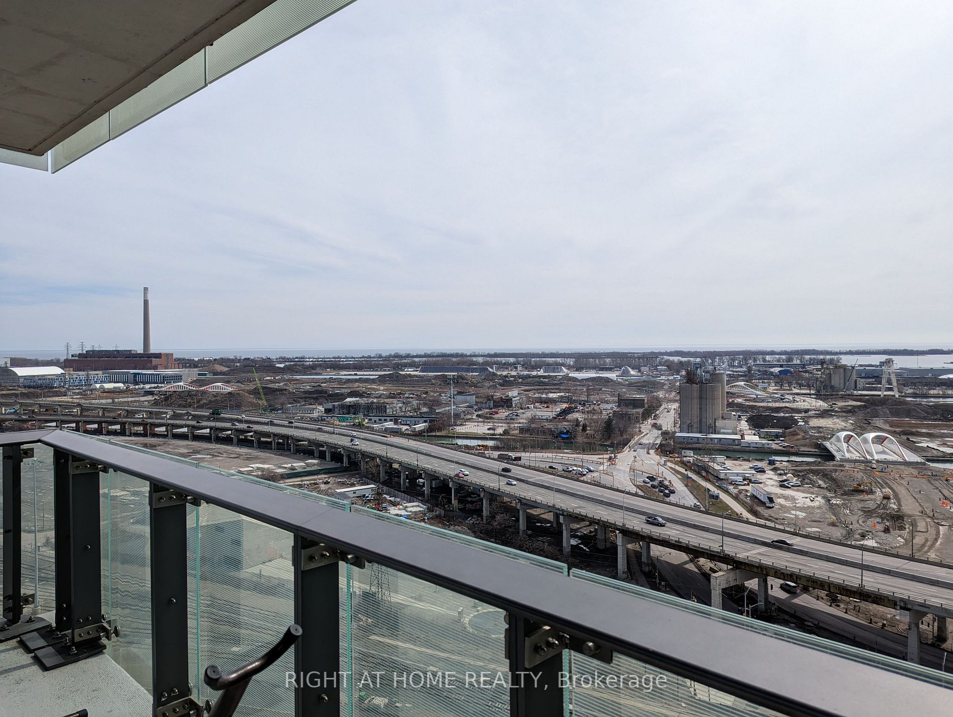 390 Cherry St, #1907
