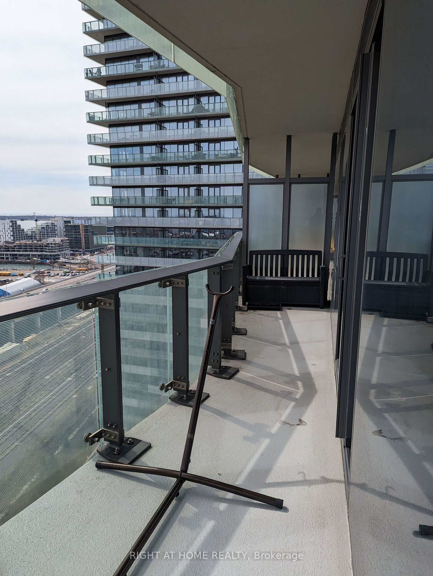 390 Cherry St, #1907