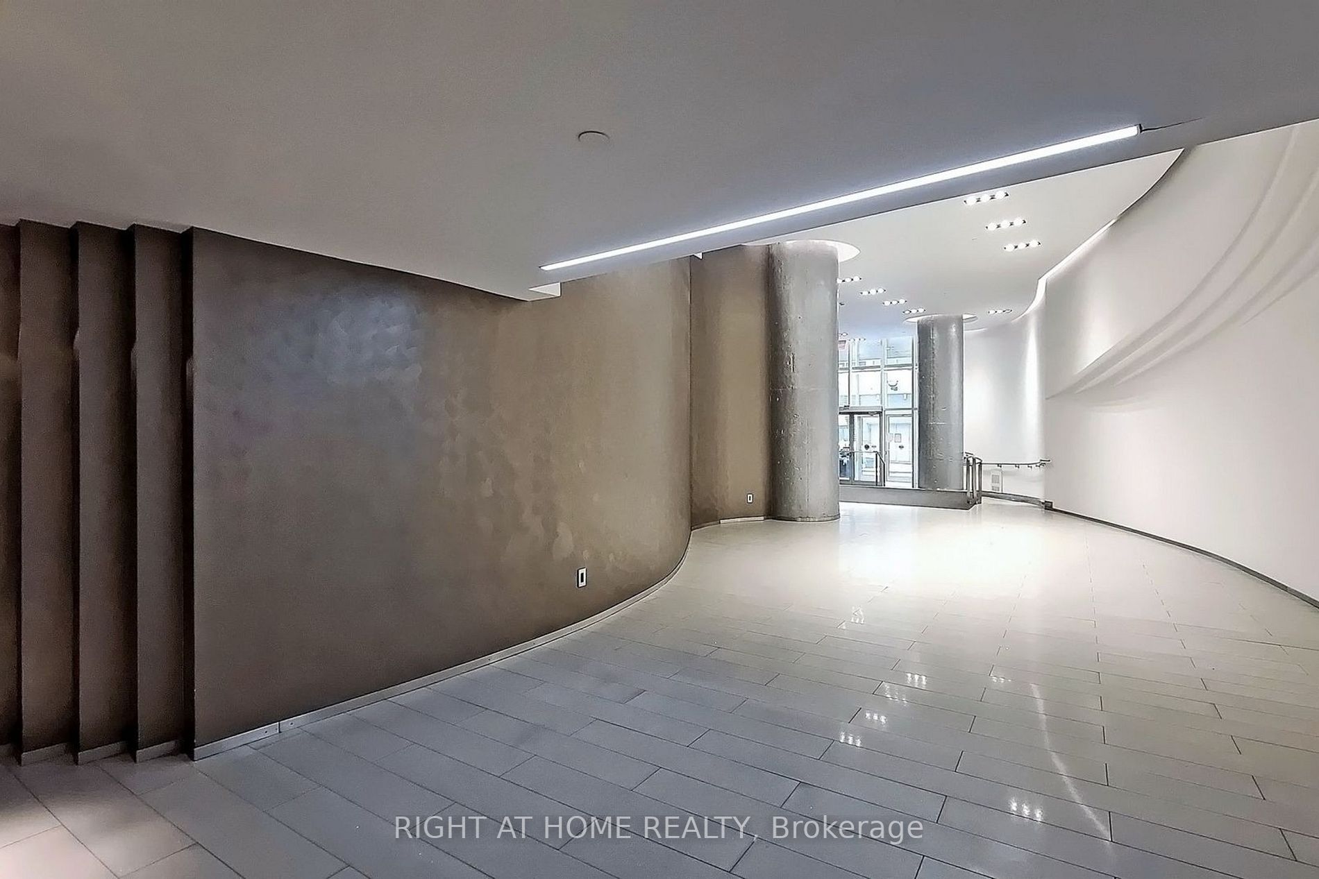 155 Dalhousie St, #718