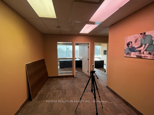 3910 Bathurst St, #404