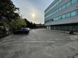 3910 Bathurst St, #404