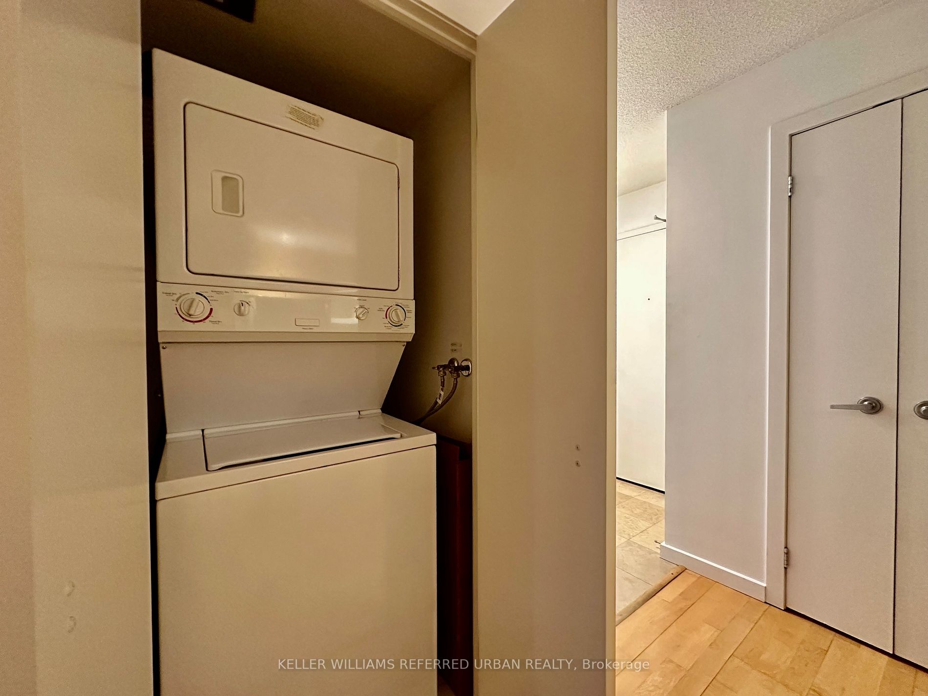#1801 - 8 York St, Toronto