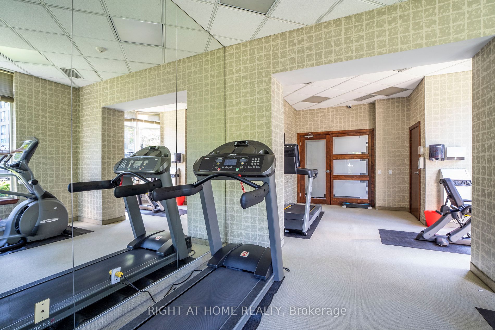 35 Finch Ave E, #Ph 207