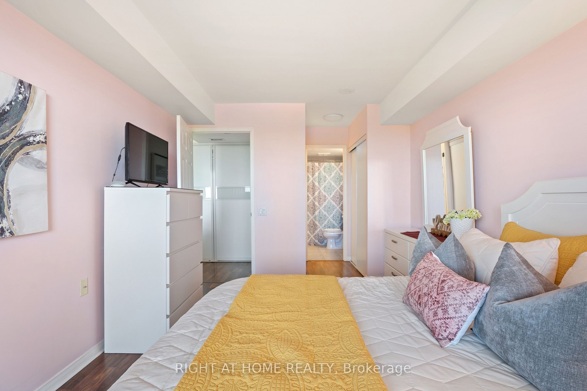35 Finch Ave E, #Ph 207