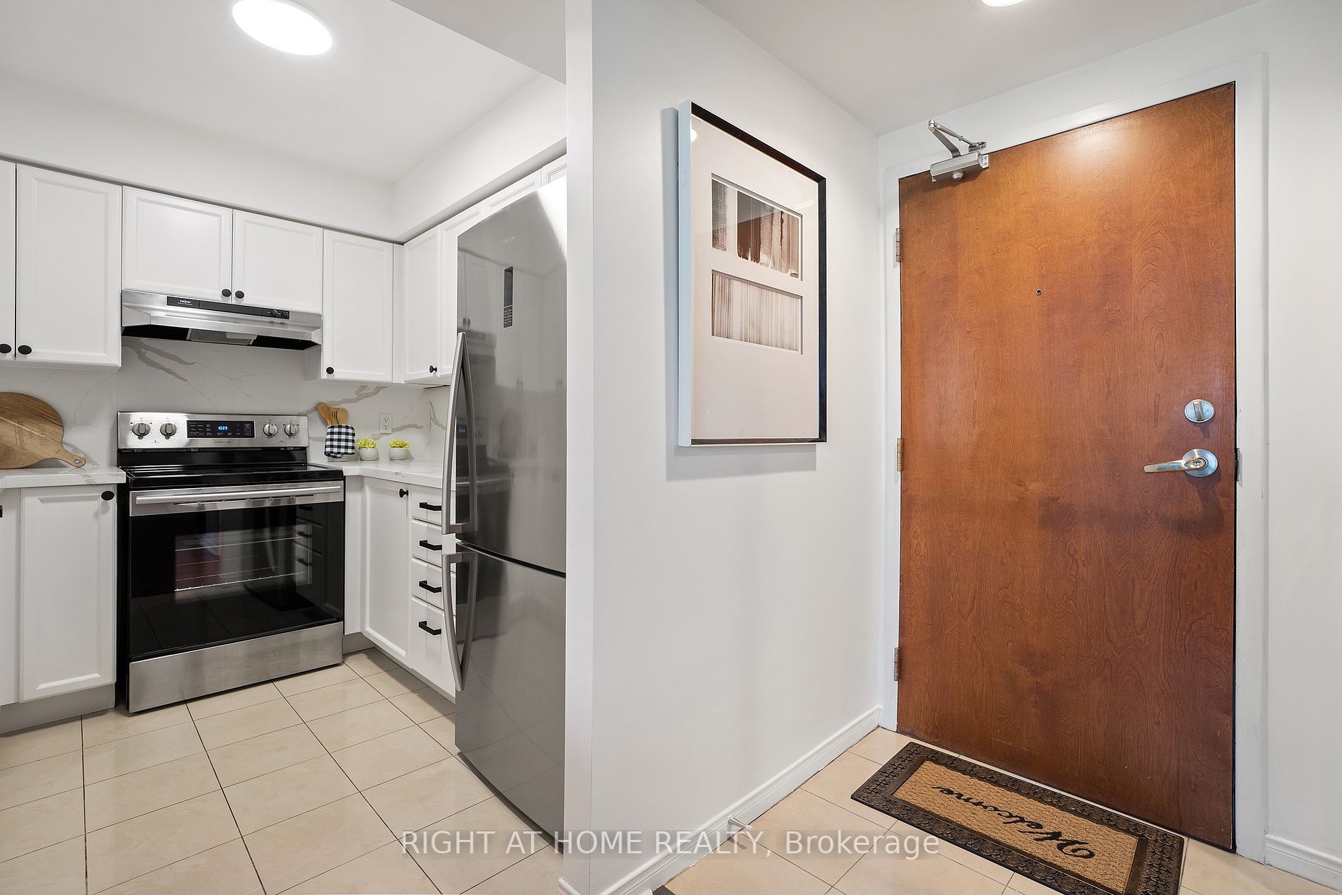 35 Finch Ave E, #Ph 207