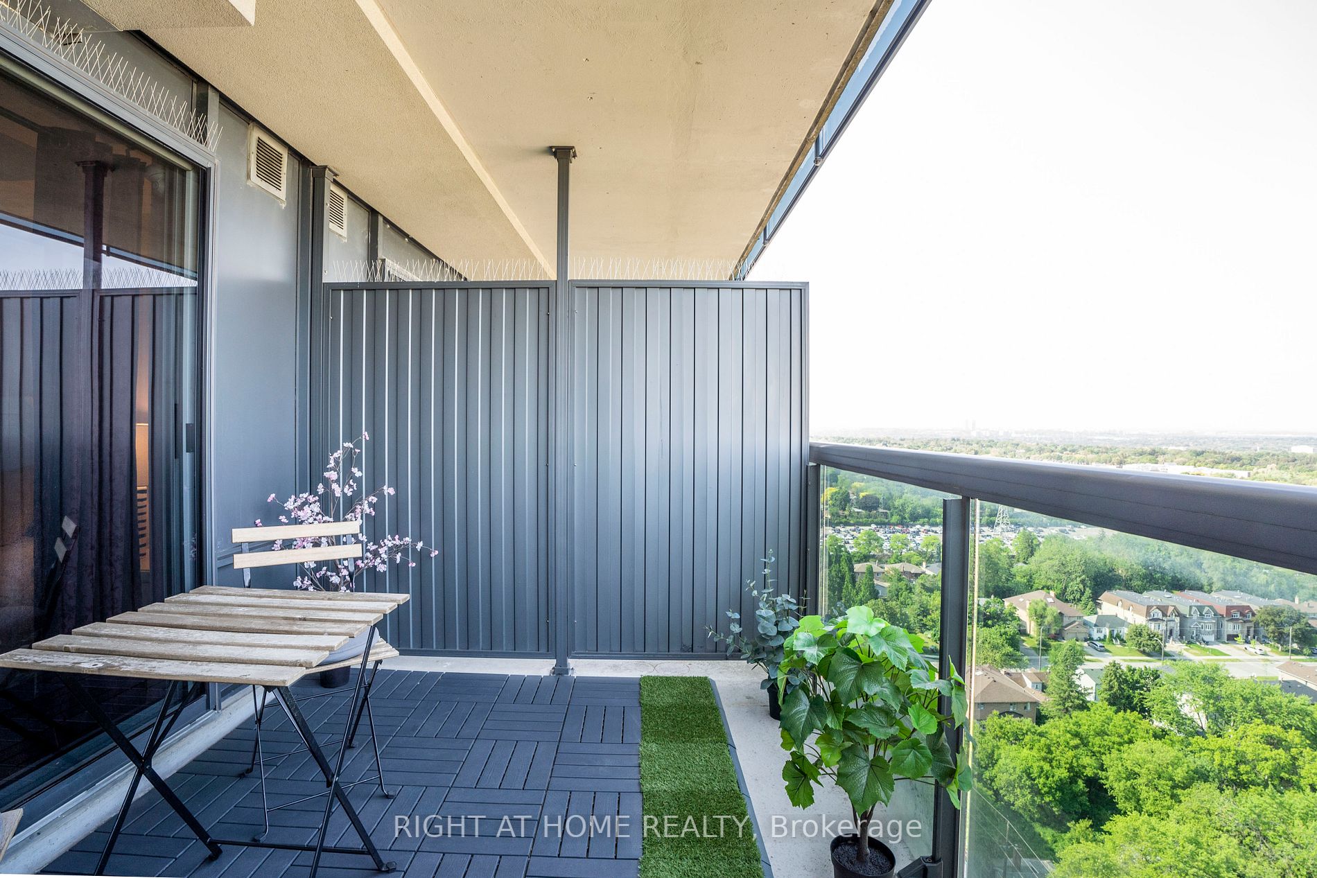 35 Finch Ave E, #Ph 207