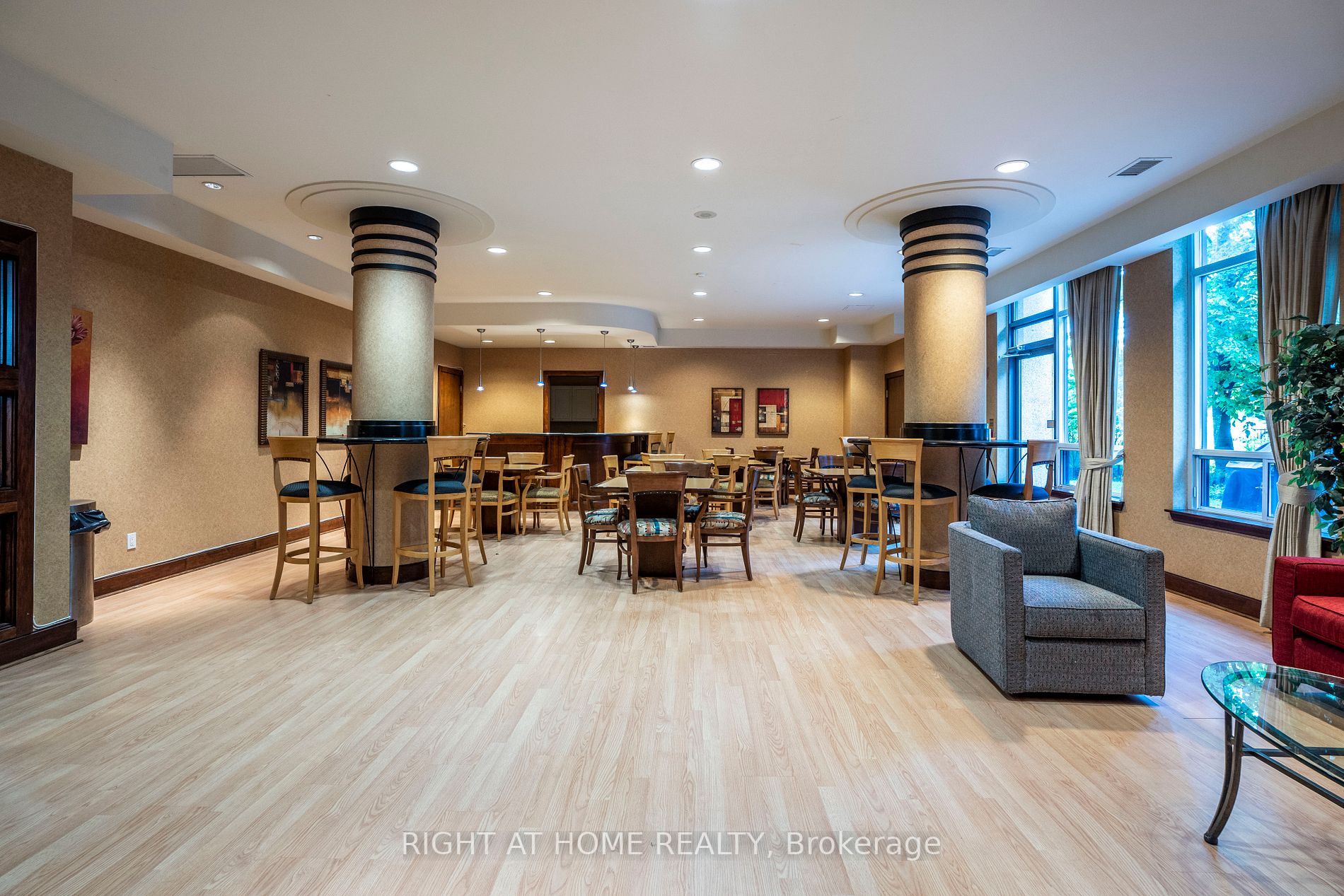 35 Finch Ave E, #Ph 207