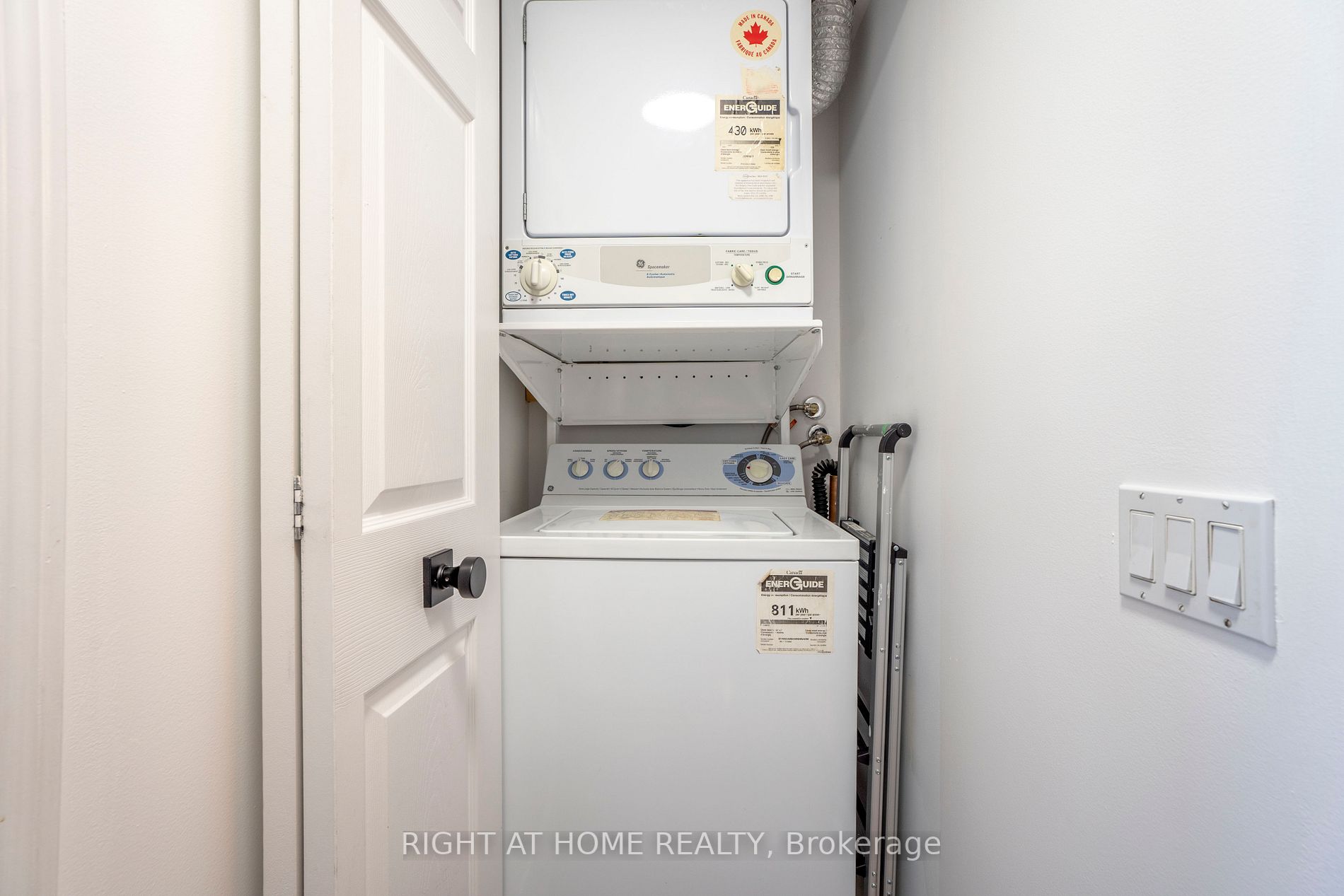35 Finch Ave E, #Ph 207