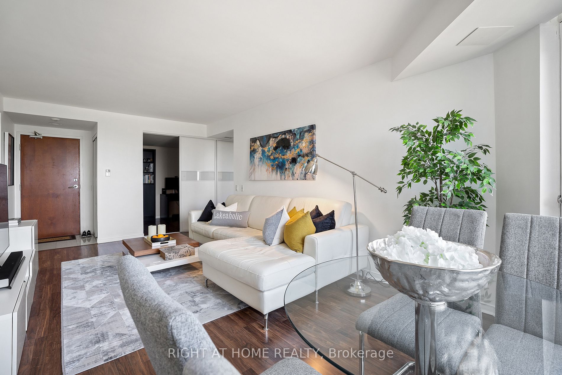 35 Finch Ave E, #Ph 207