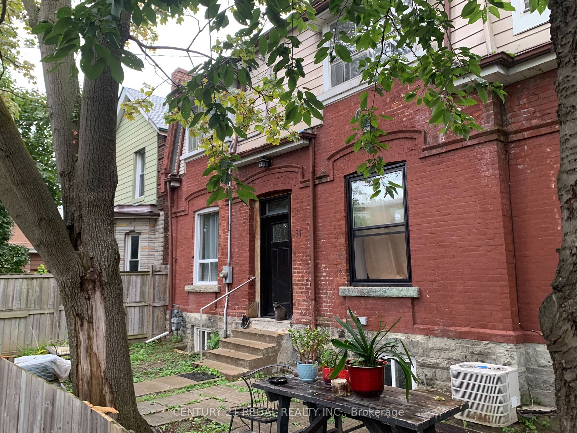 31 Markham Street
