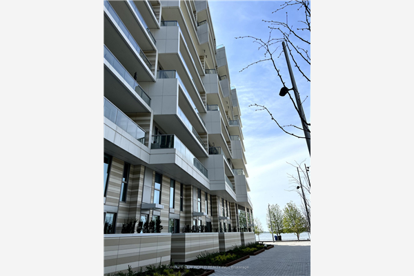 118 Merchants Wharf, Toronto