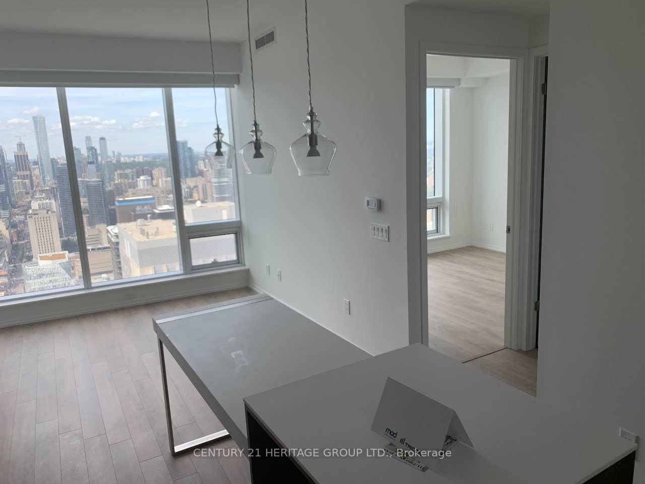 197 Yonge St, #5601