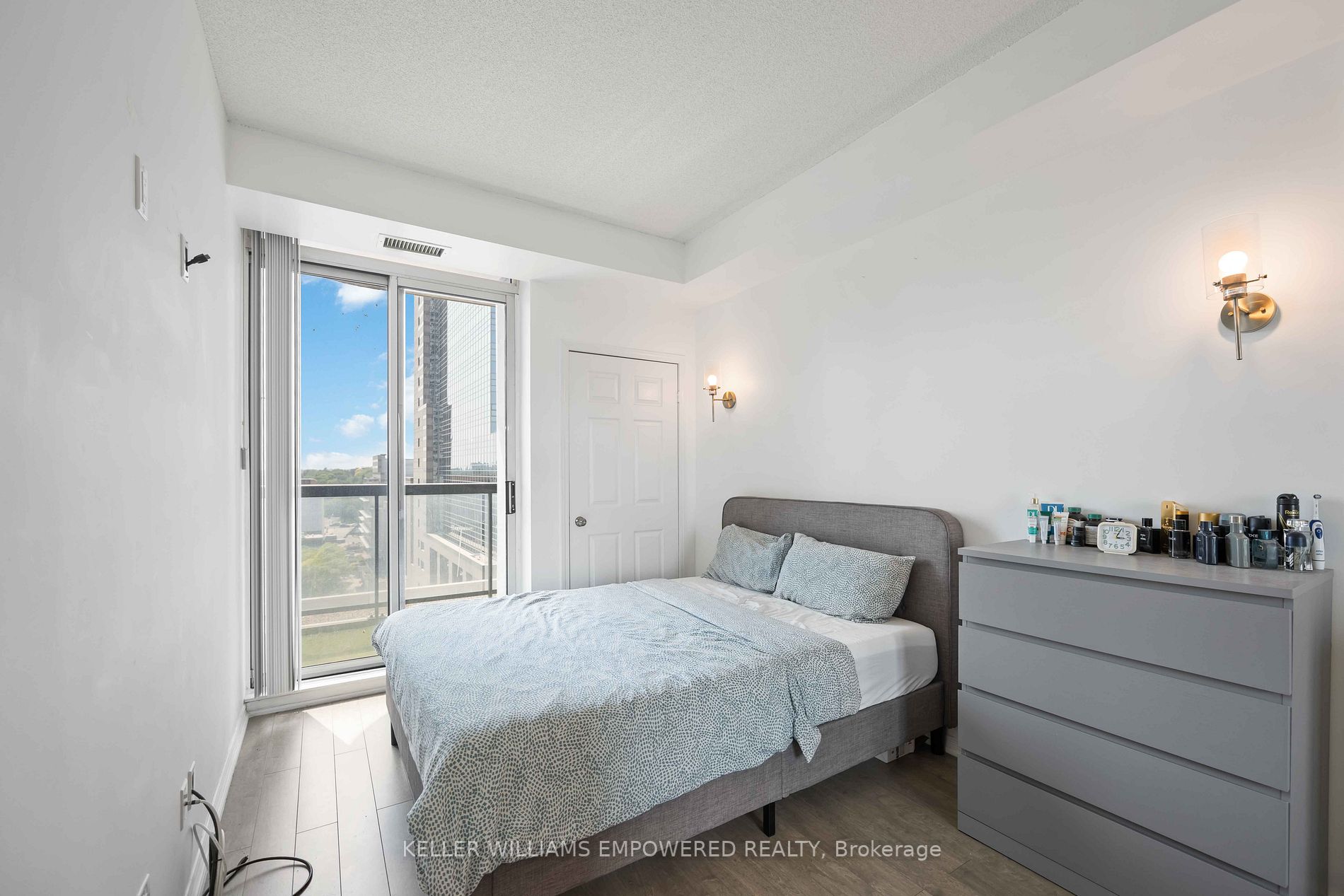 8 Hillcrest Ave, #502
