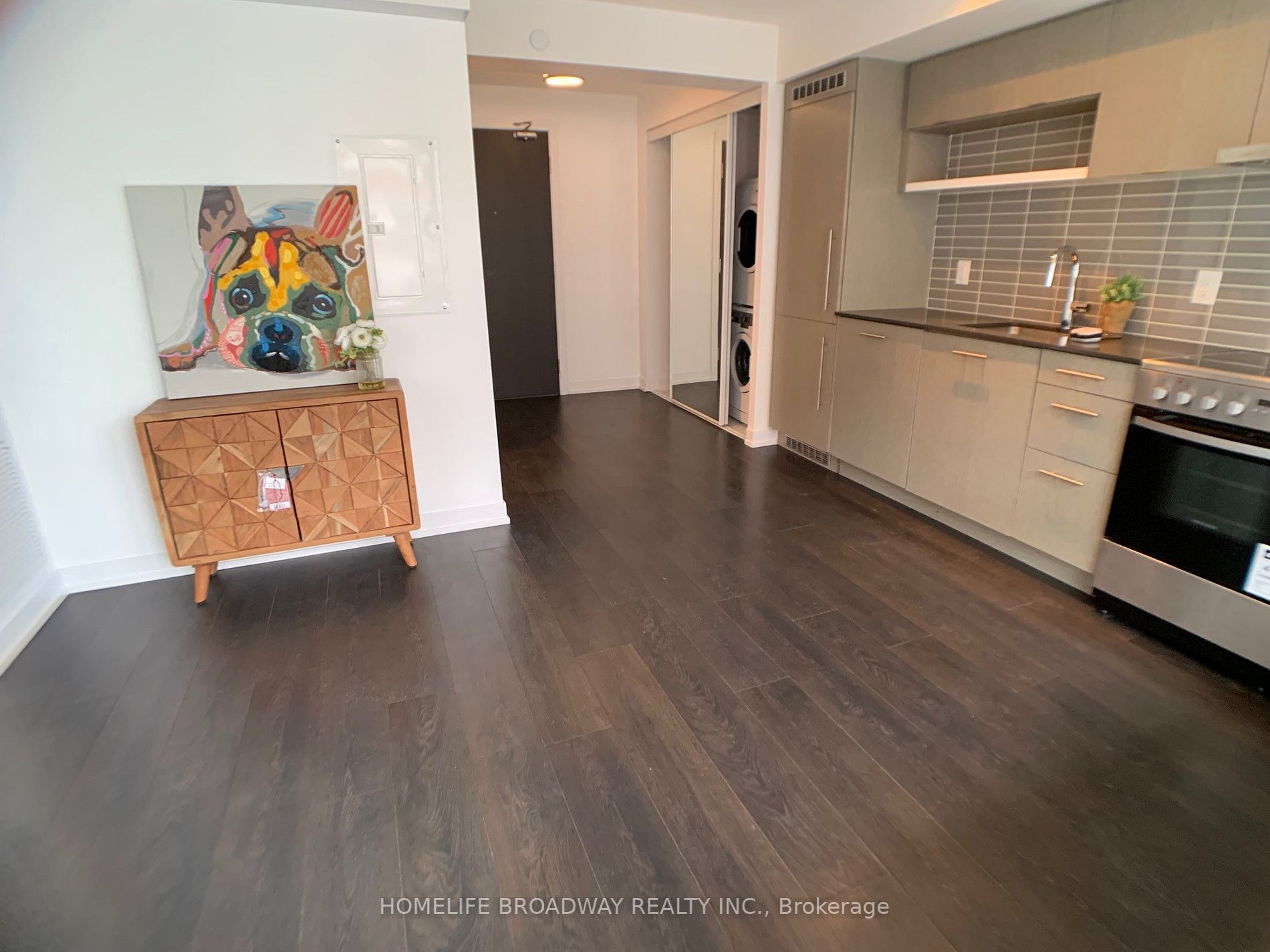 365 Church St, #704