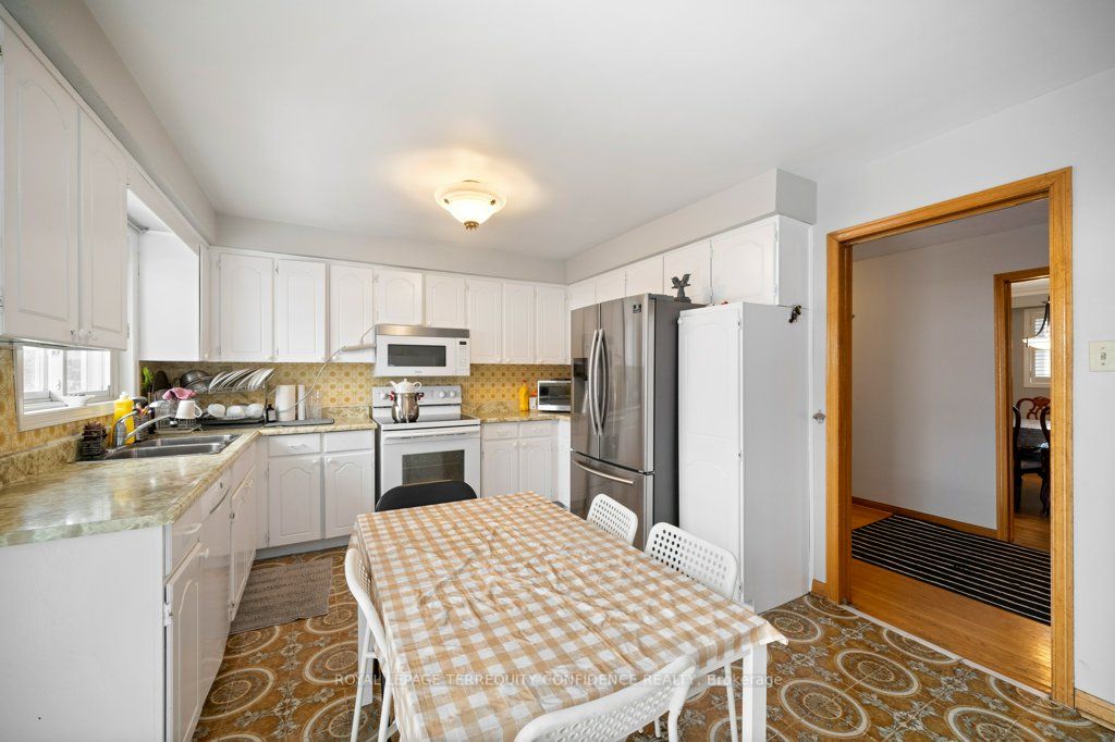 473 Hounslow Ave