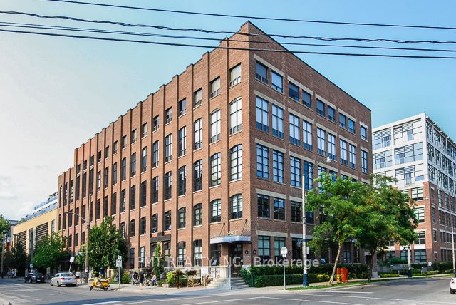 43 Hanna Ave, #334