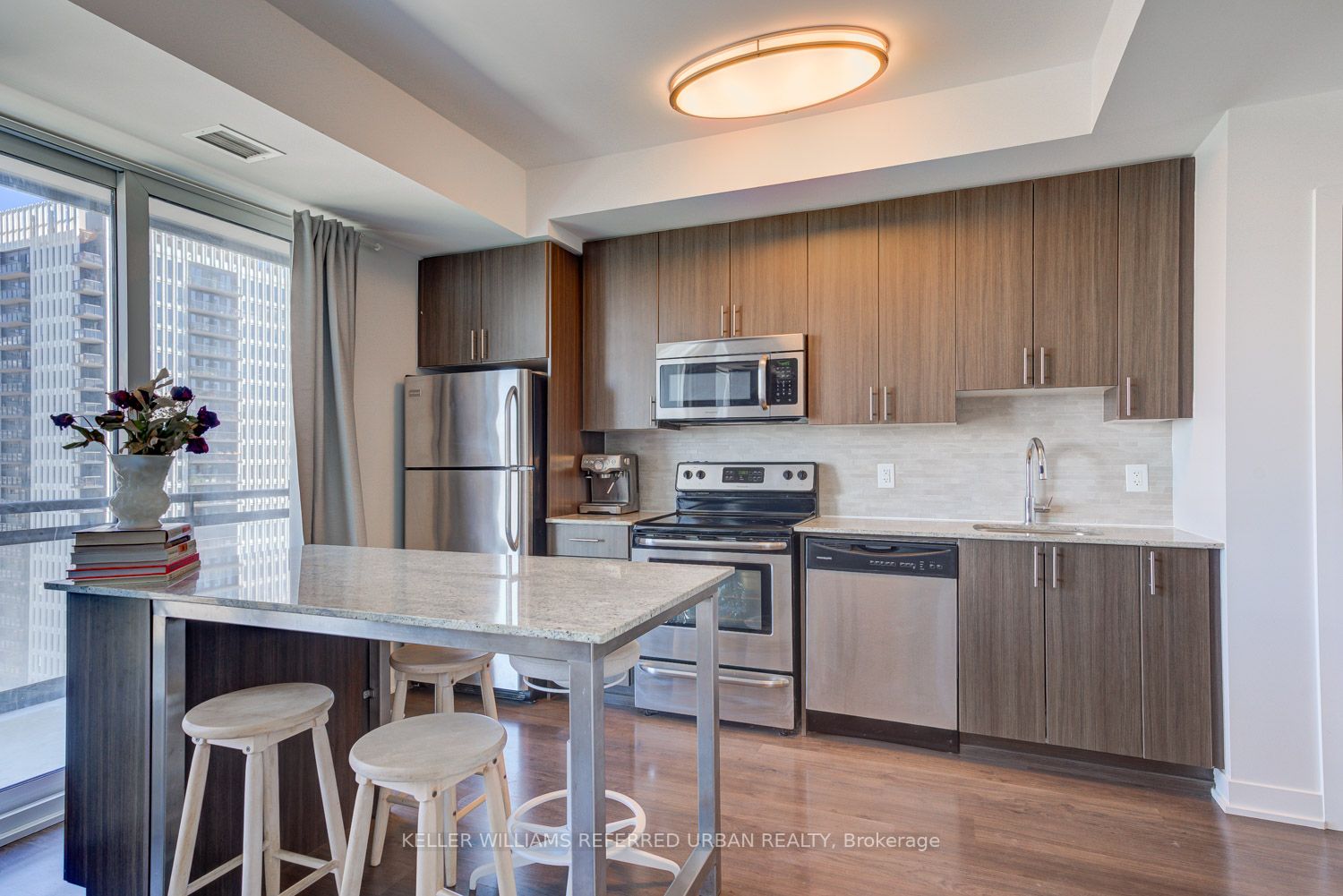 225 Sackville Street #1901