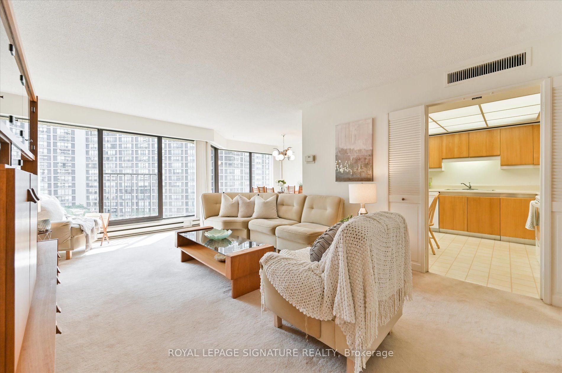 55 Harbour Sq, #1315