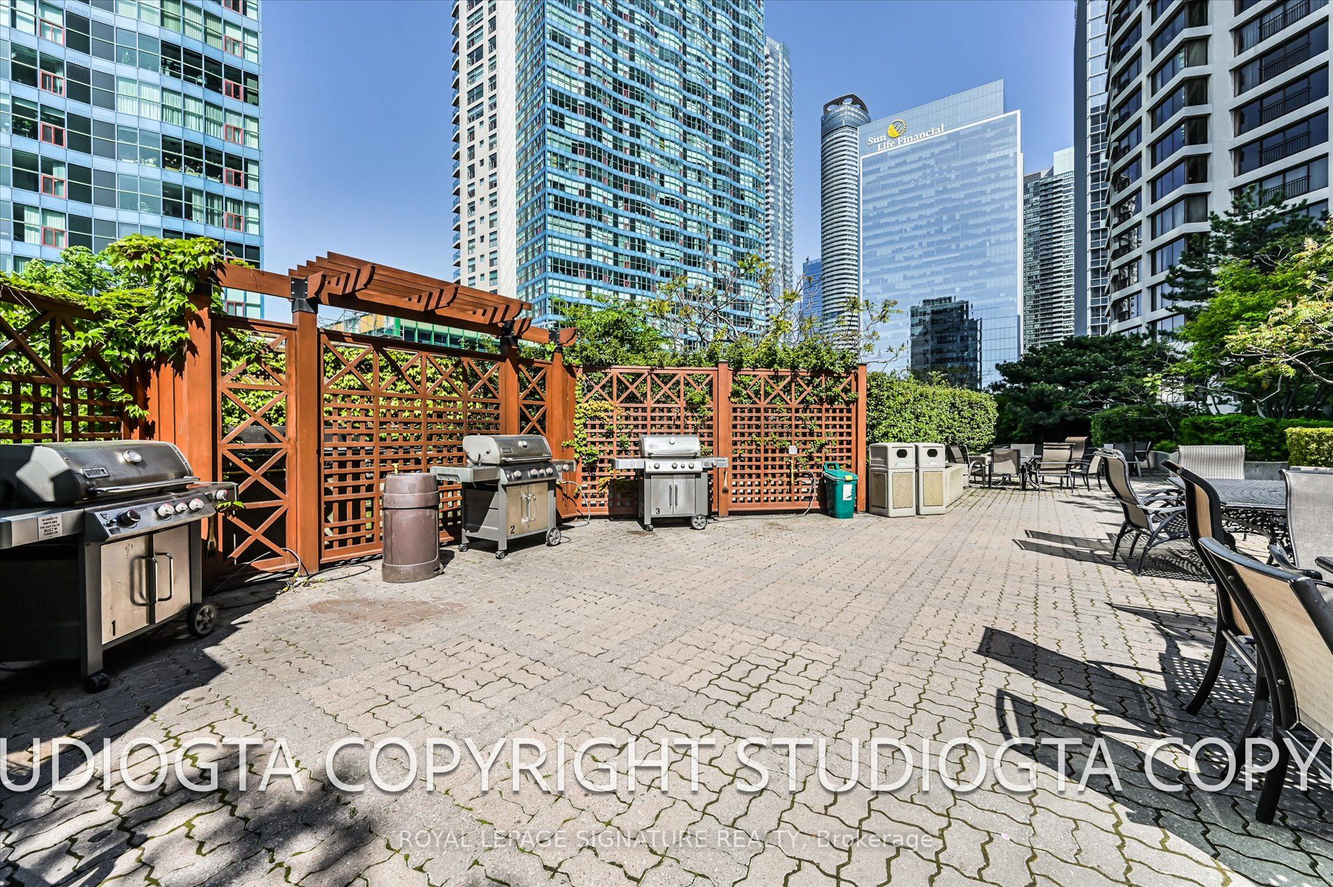55 Harbour Sq, #1315
