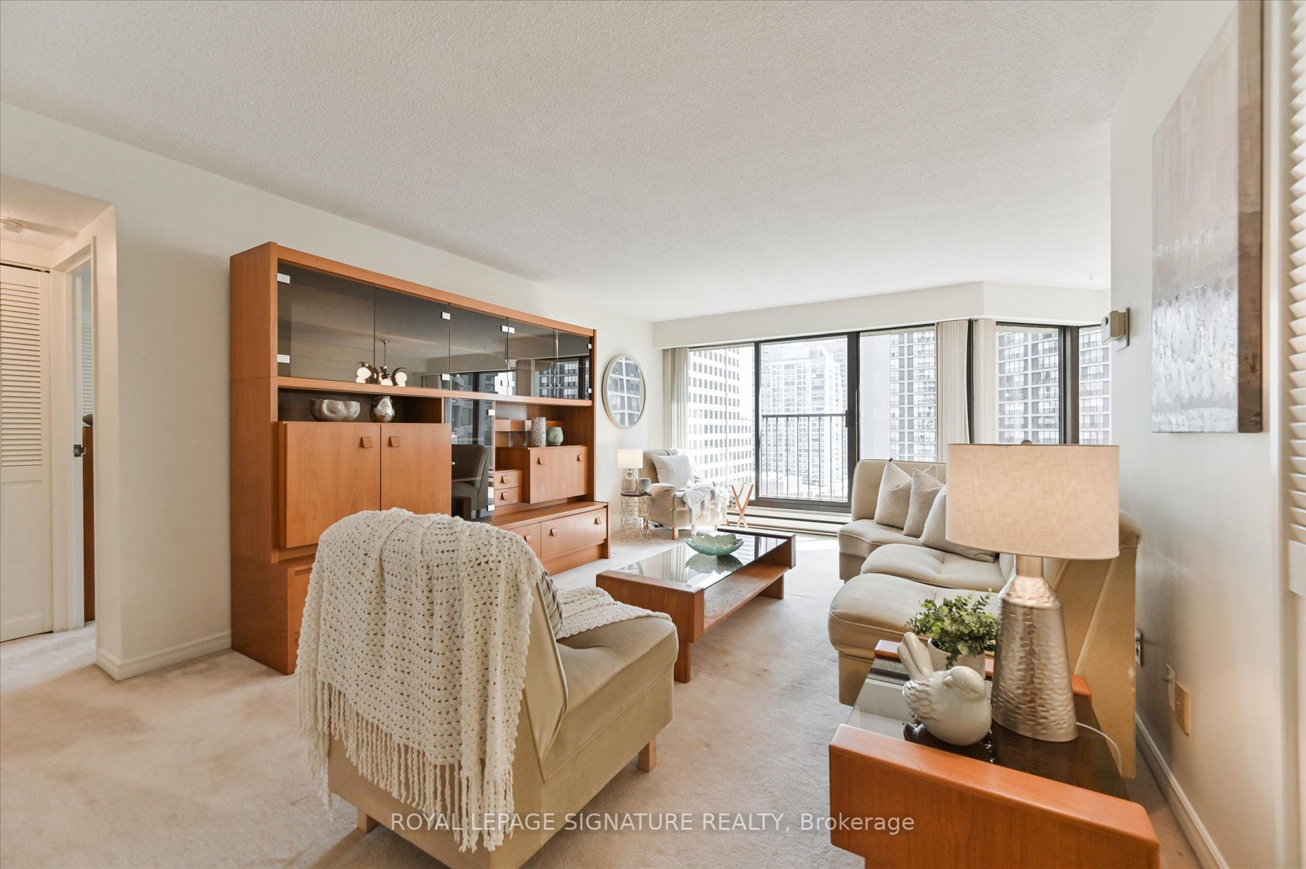 55 Harbour Sq, #1315