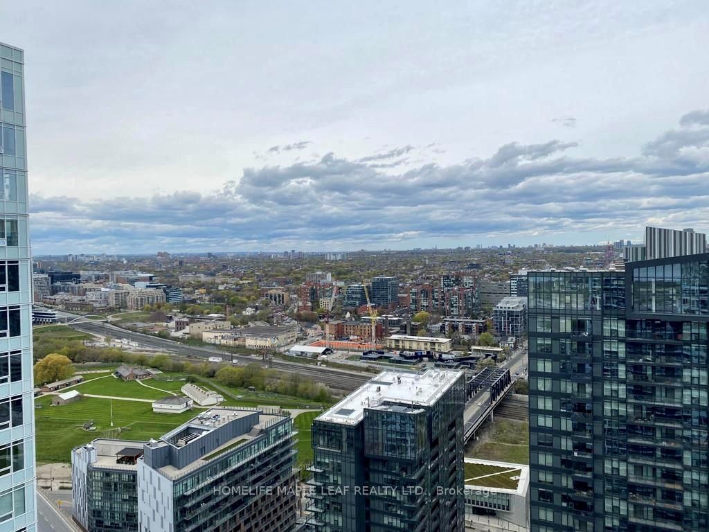 17 Bathurst St, #3907