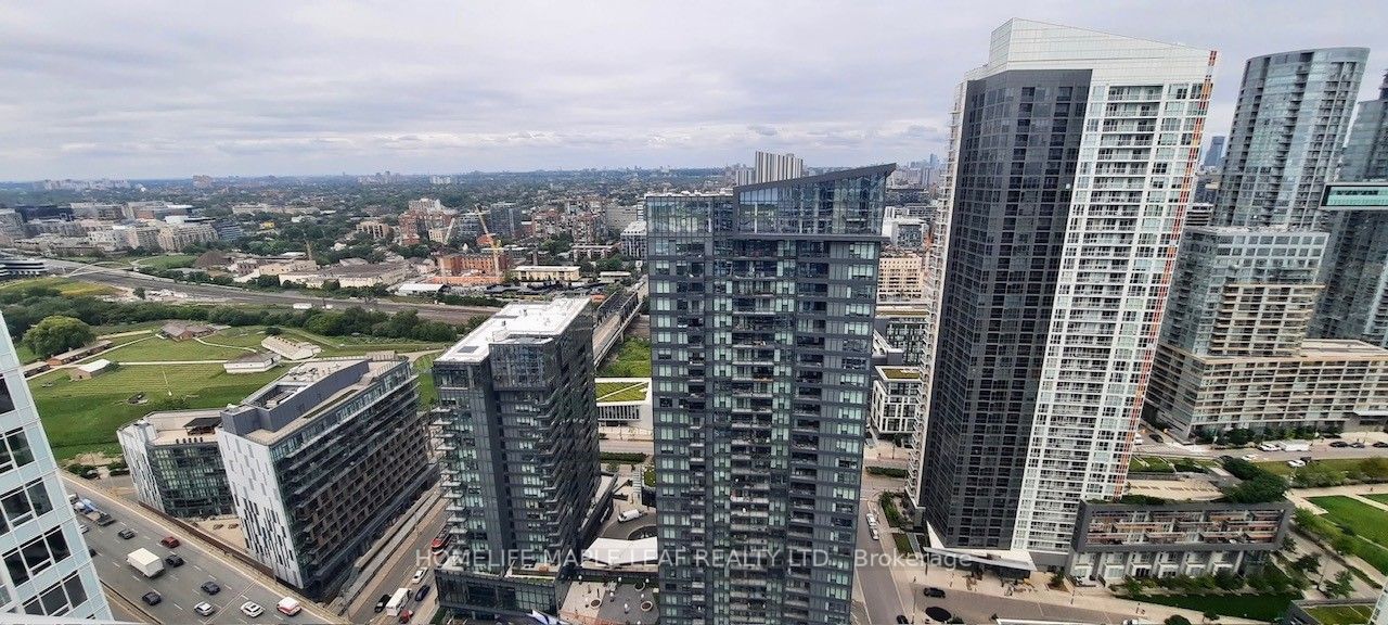 17 Bathurst St, #3907