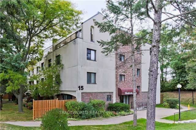 15 Pebble Bywy, #63