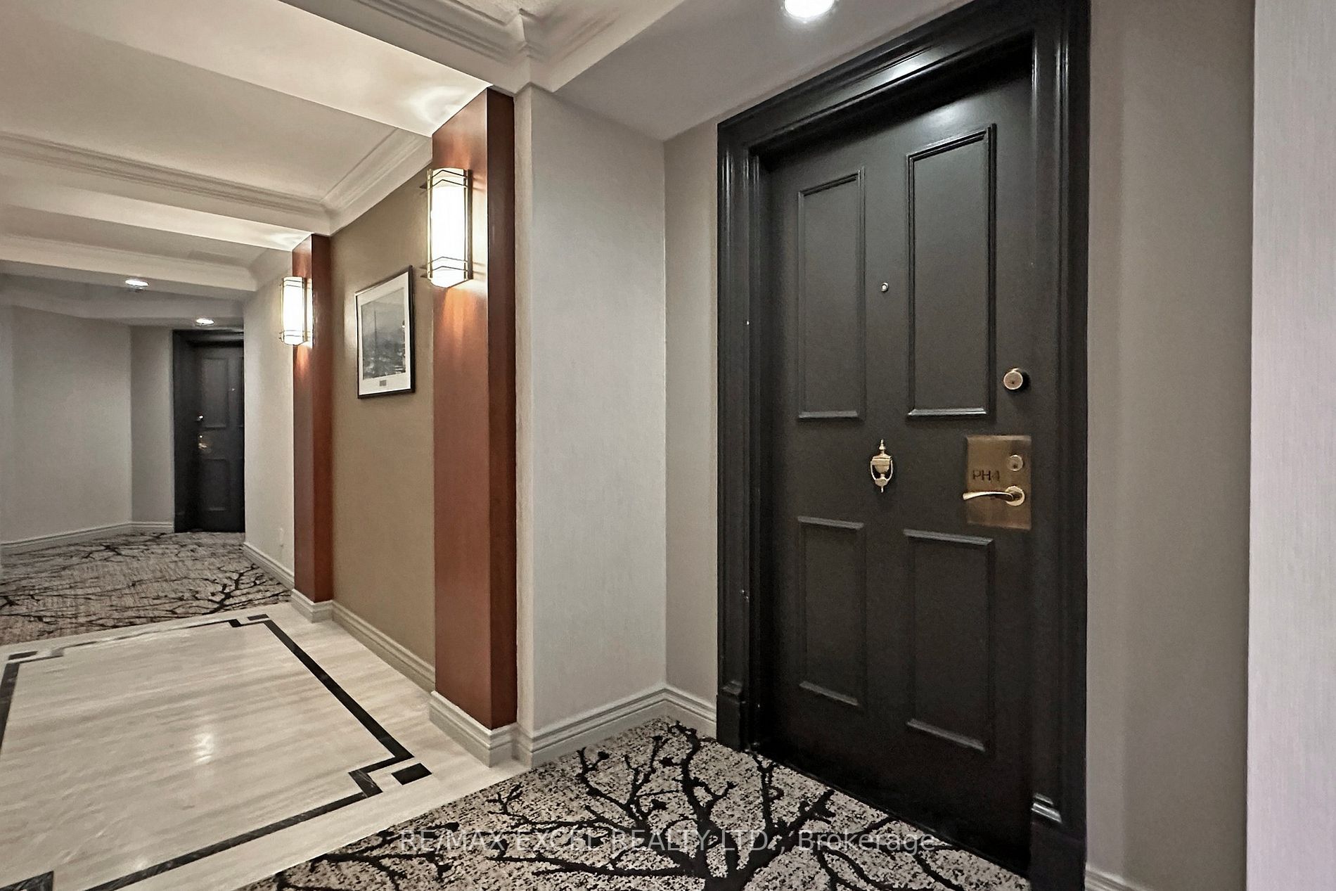 25 George St, #Ph4