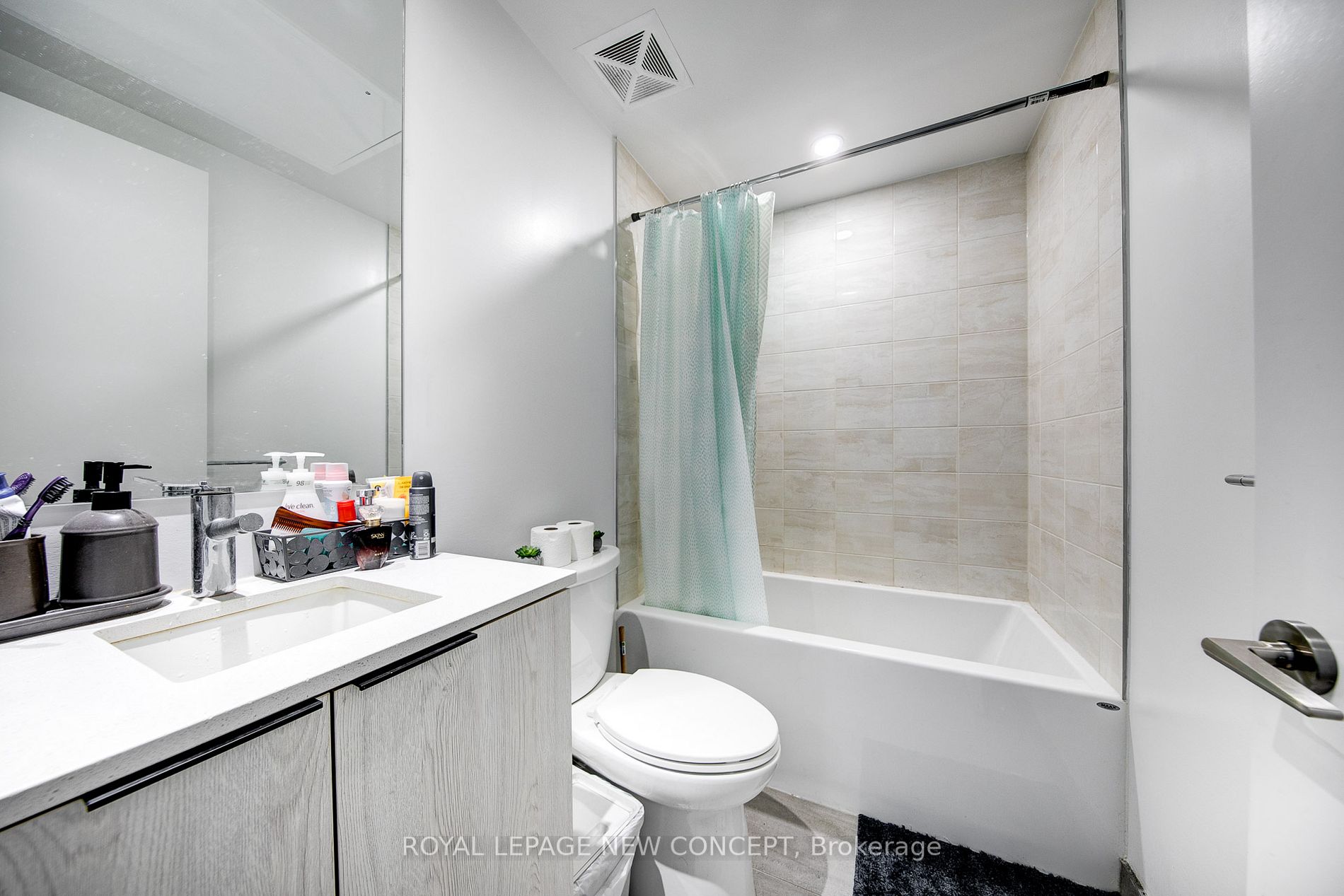 50 Power St, #423