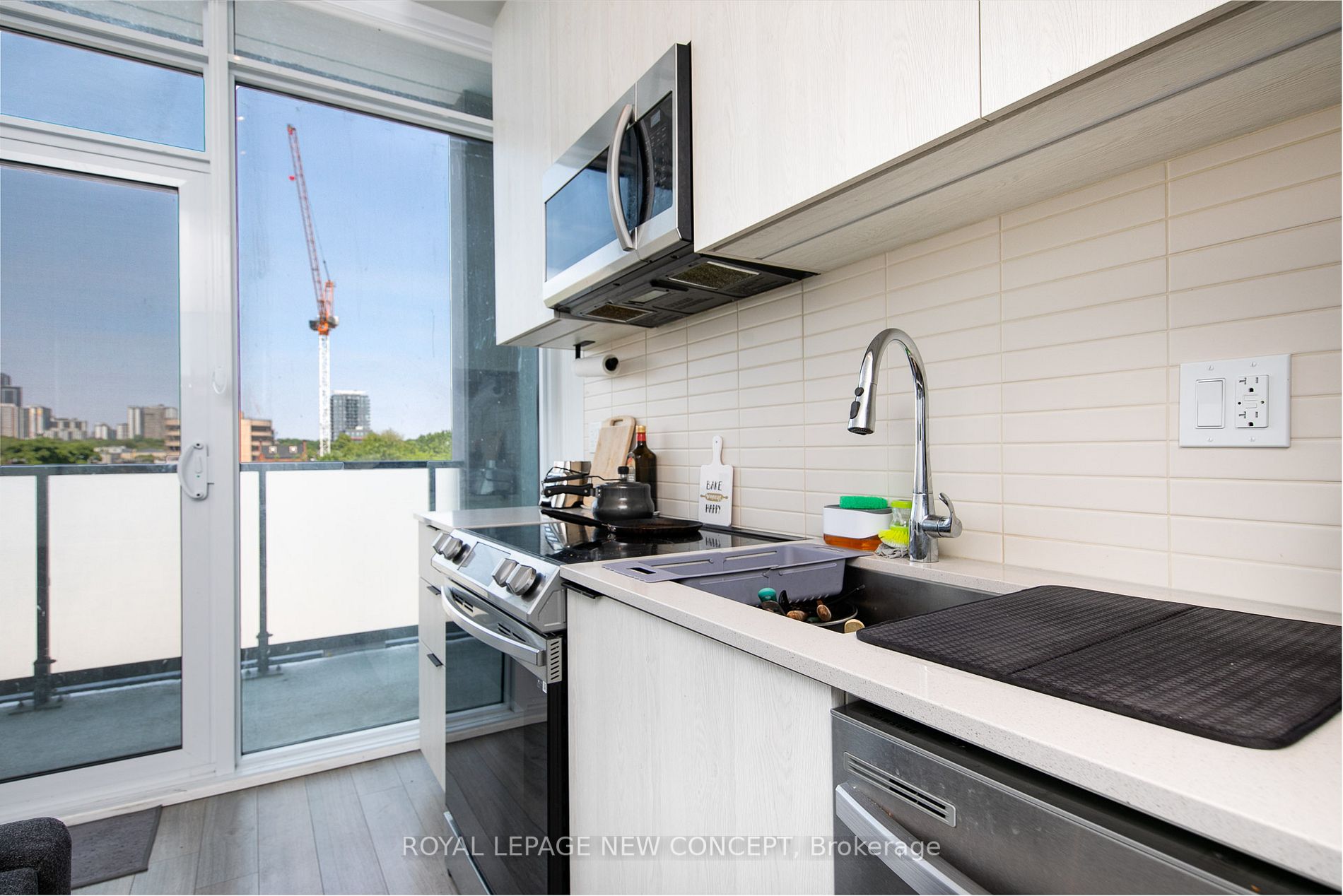 50 Power St, #423