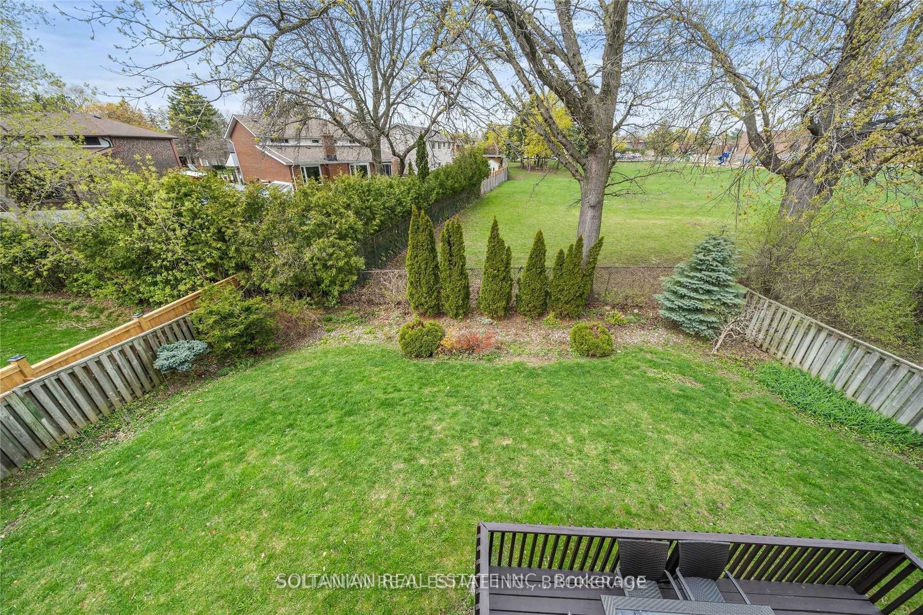 46 Garnier Crt