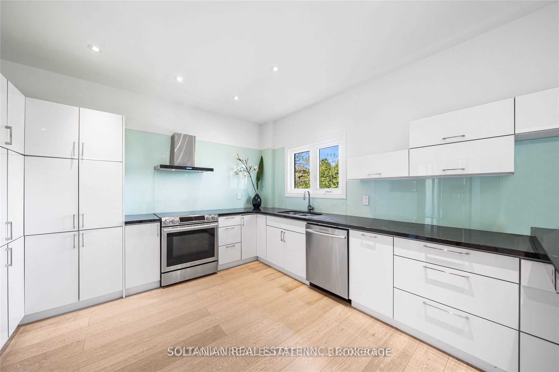 46 Garnier Crt