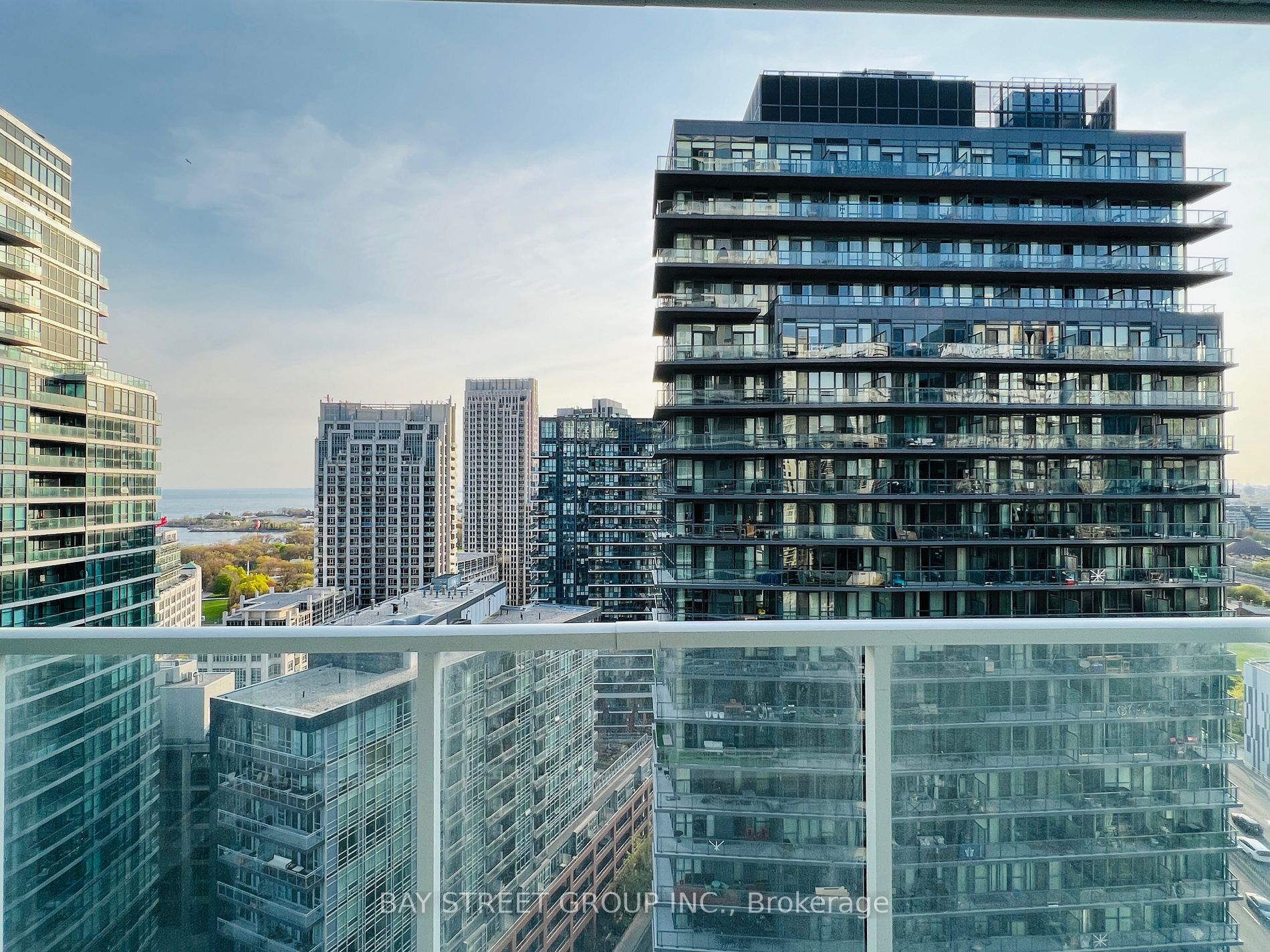19 Bathurst St, #2616