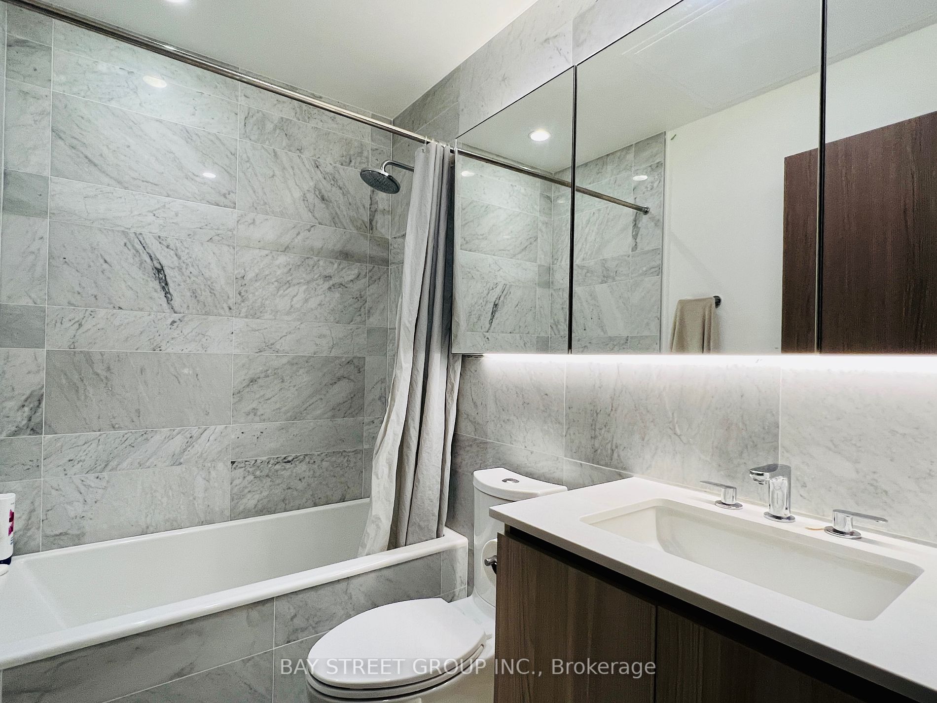 19 Bathurst St, #2616