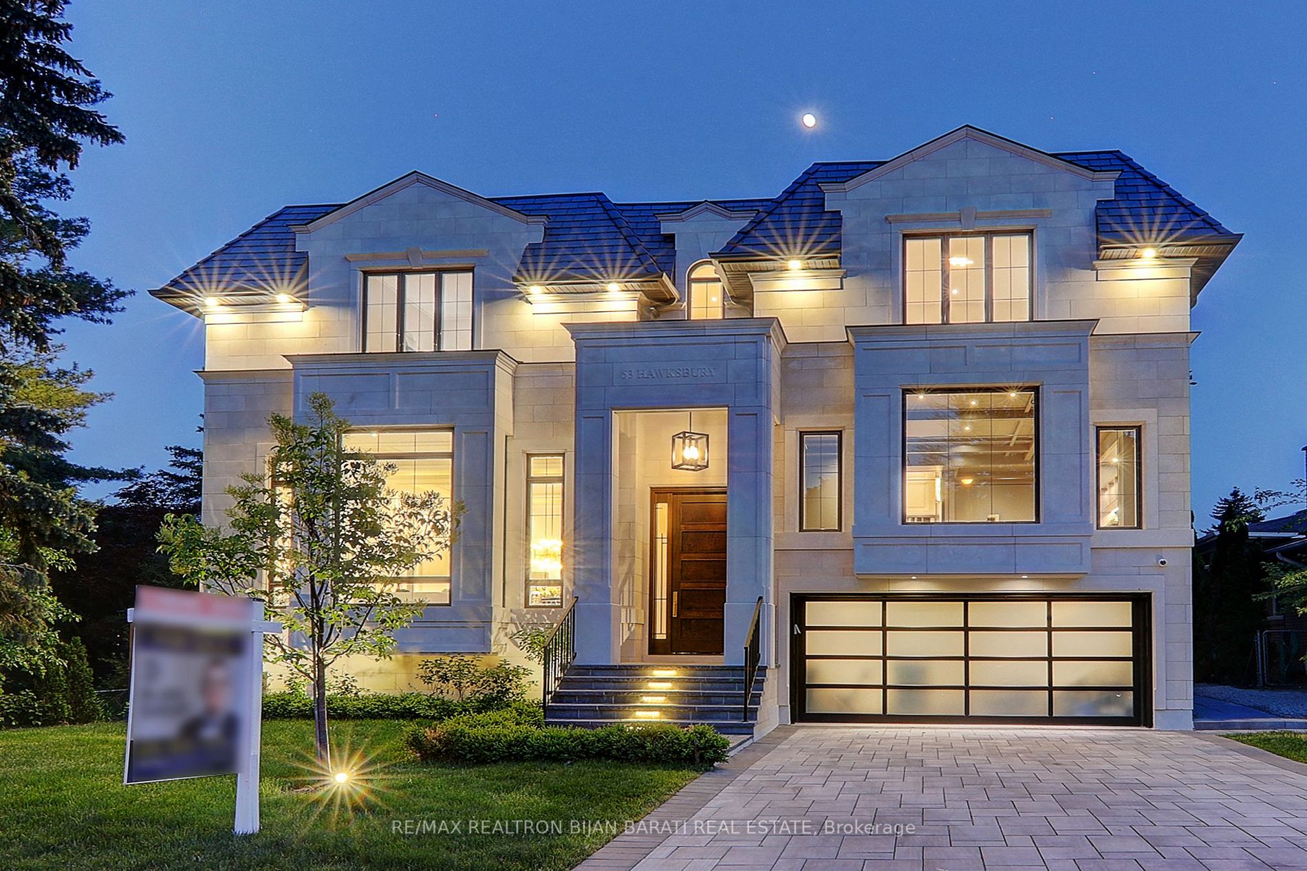 53 Hawksbury Dr