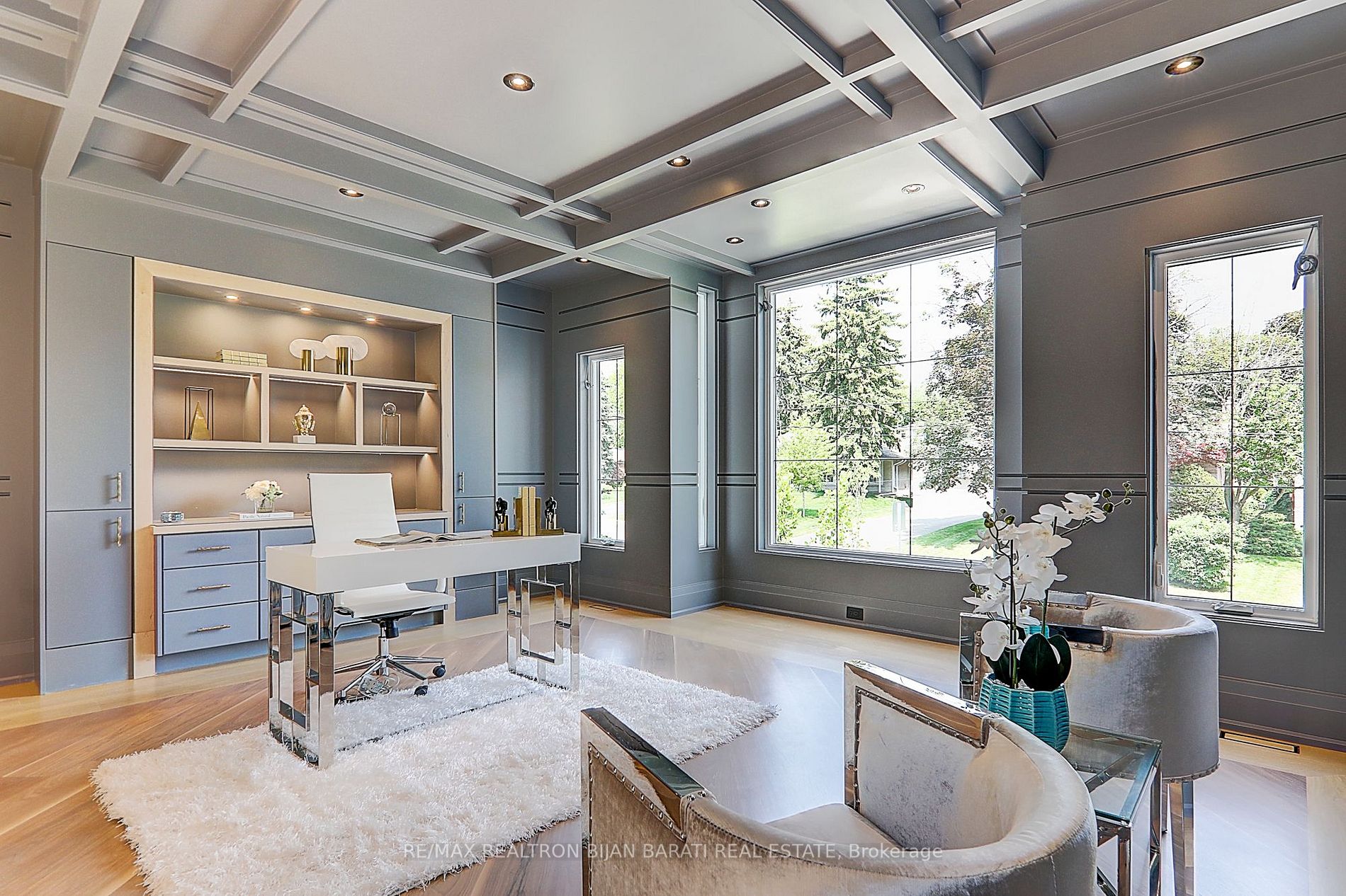 53 Hawksbury Dr