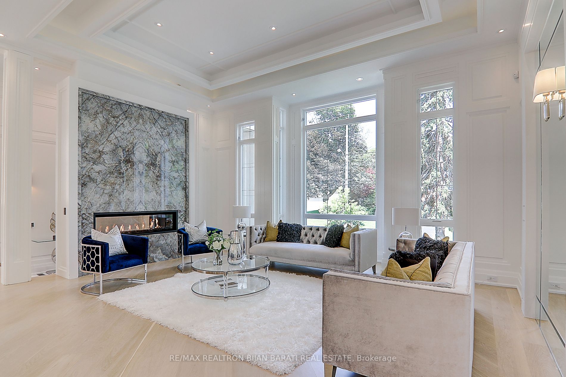 53 Hawksbury Dr