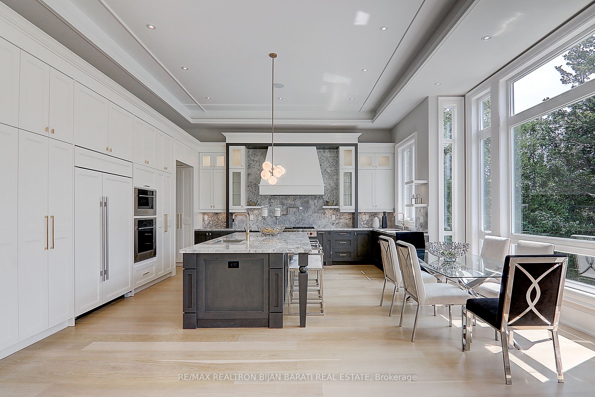 53 Hawksbury Dr