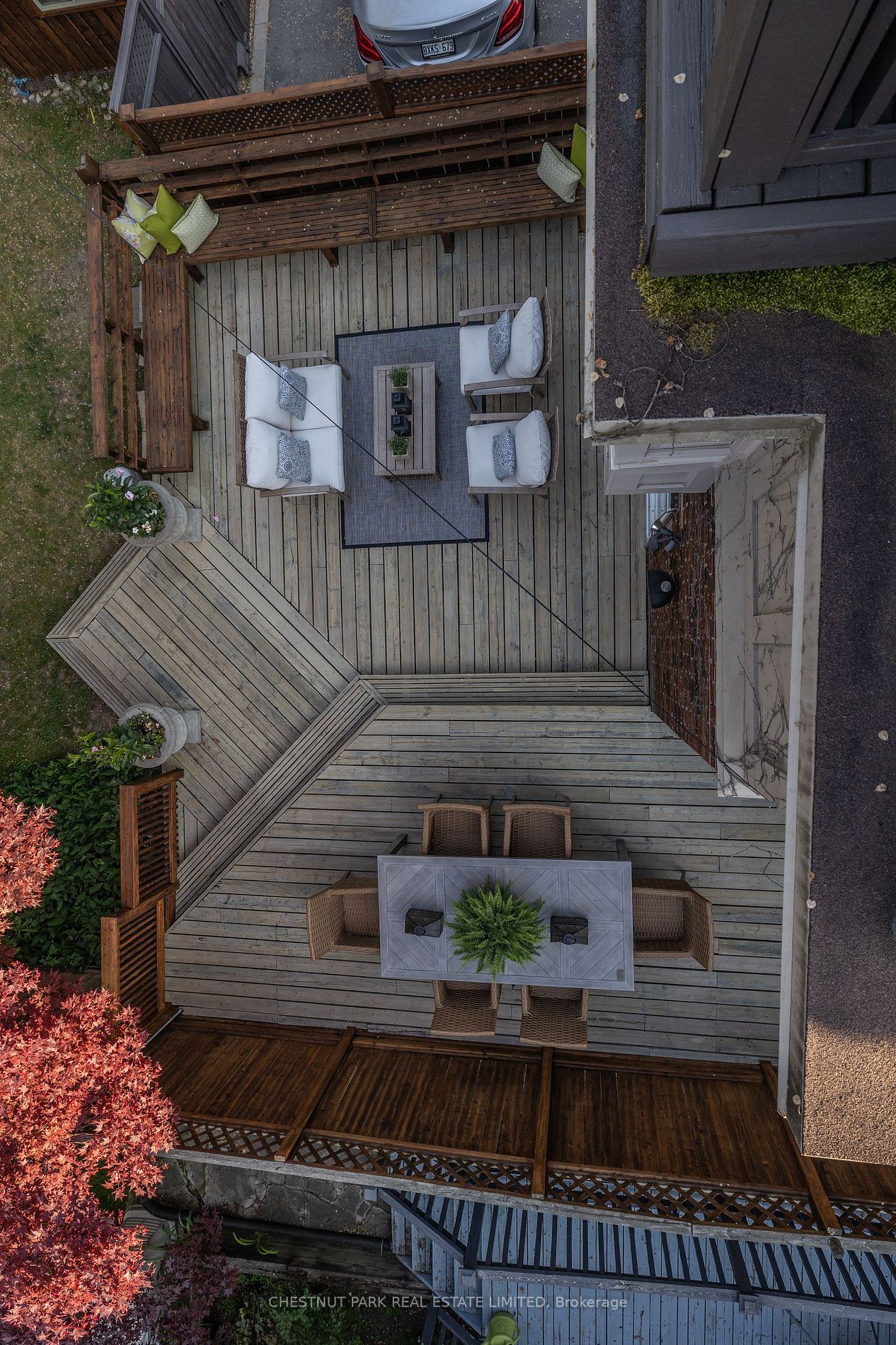 336 Douglas Dr