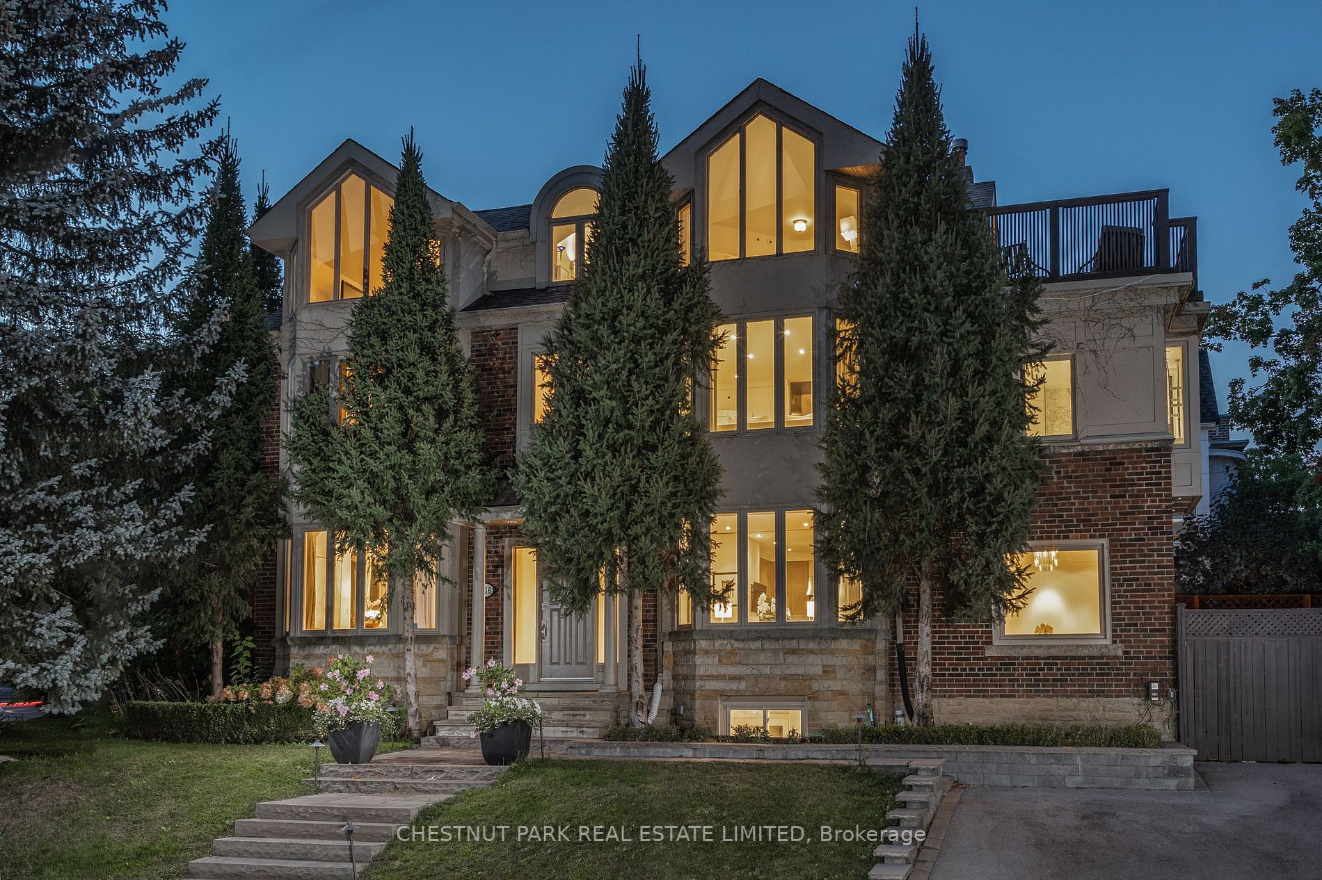 336 Douglas Dr
