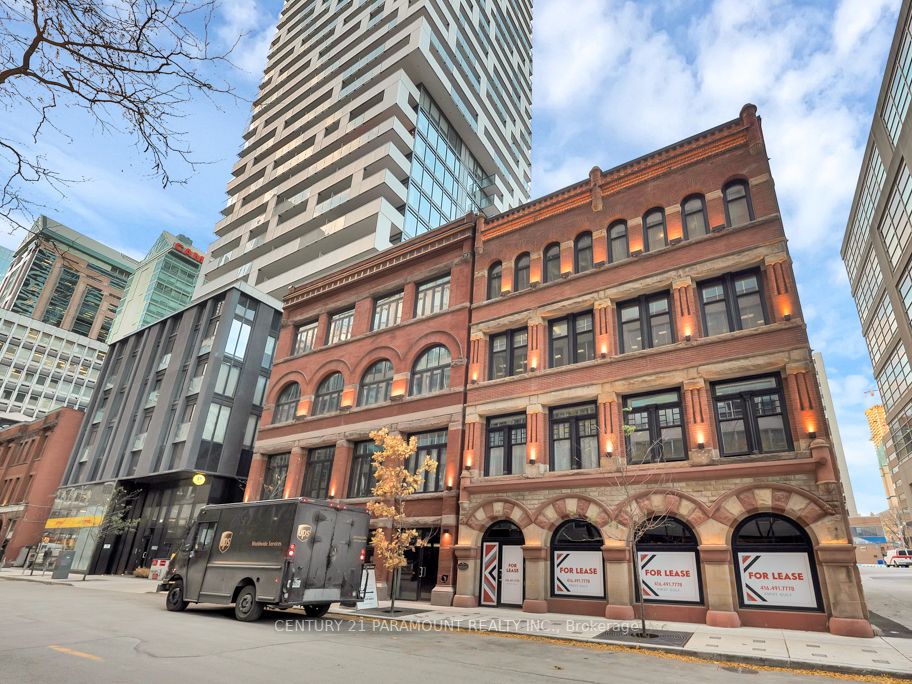 22 Lombard St, #502