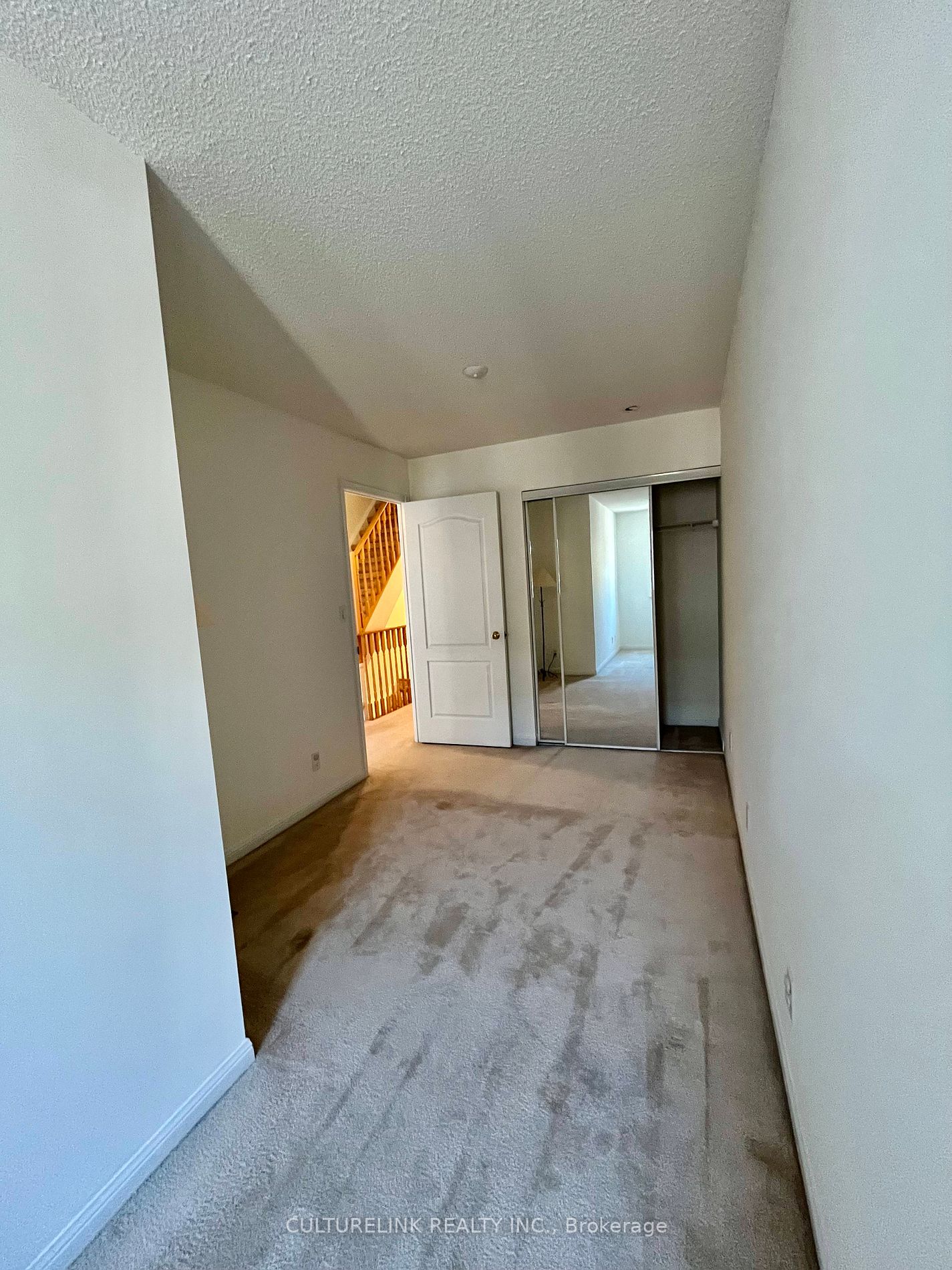 28 Sommerset Way, #1502