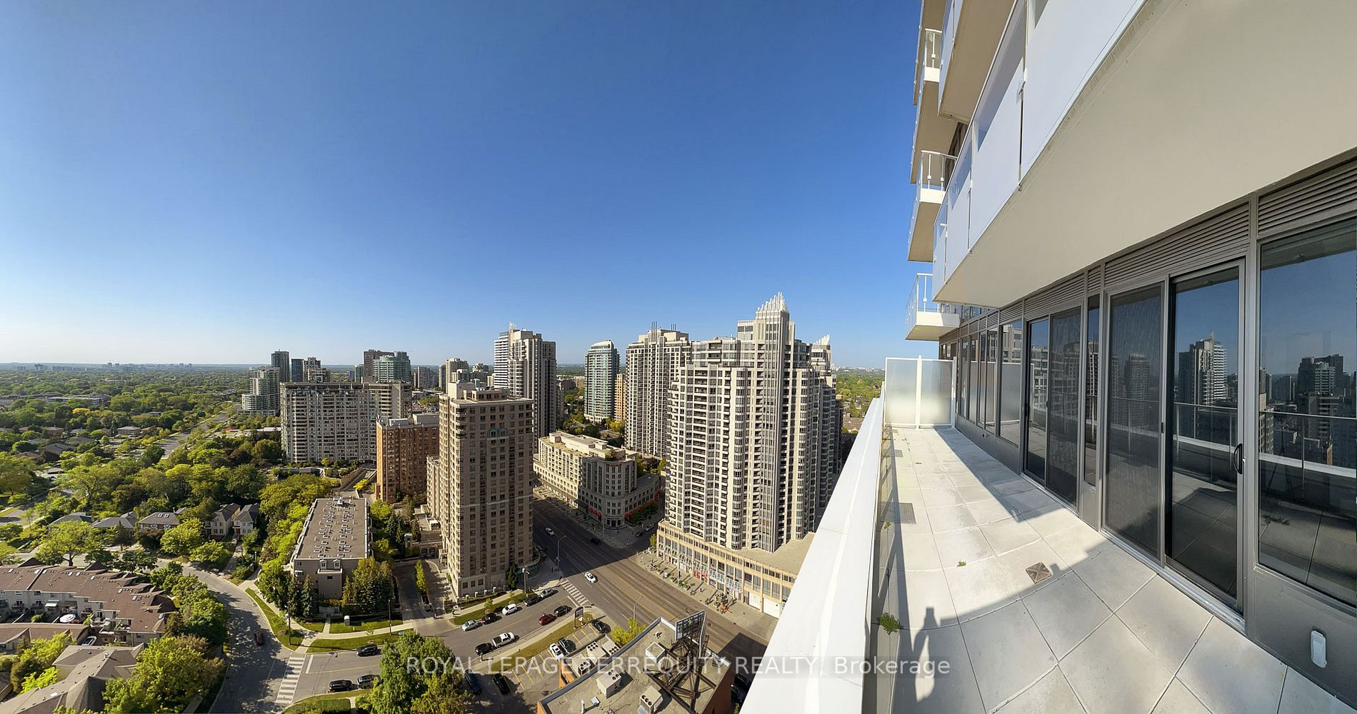 75 Canterbury Place, #PH107