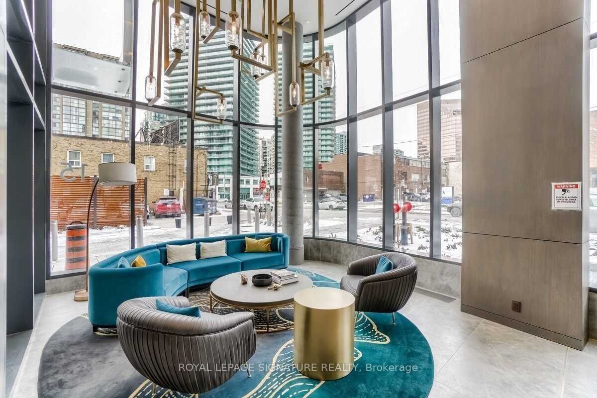 15 Holmes Avenue, #1708