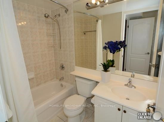 2 Clairtrell Rd, #606